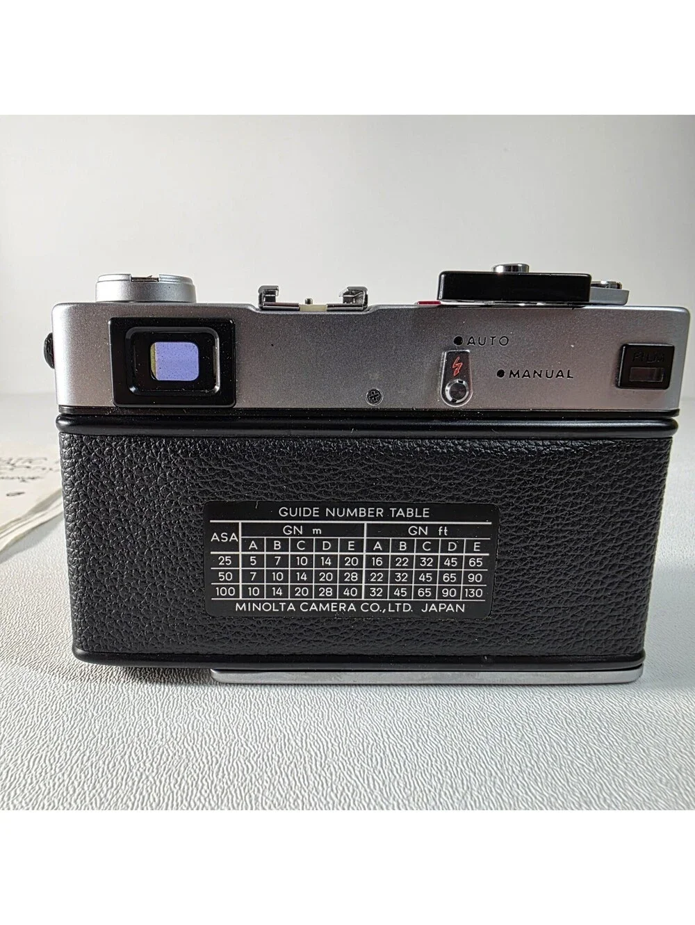 Minolta Hi-Matic E Rangefinder 35mm Film Camera 40mm F1.7 UNTESTED
